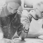 hipster-working-bg